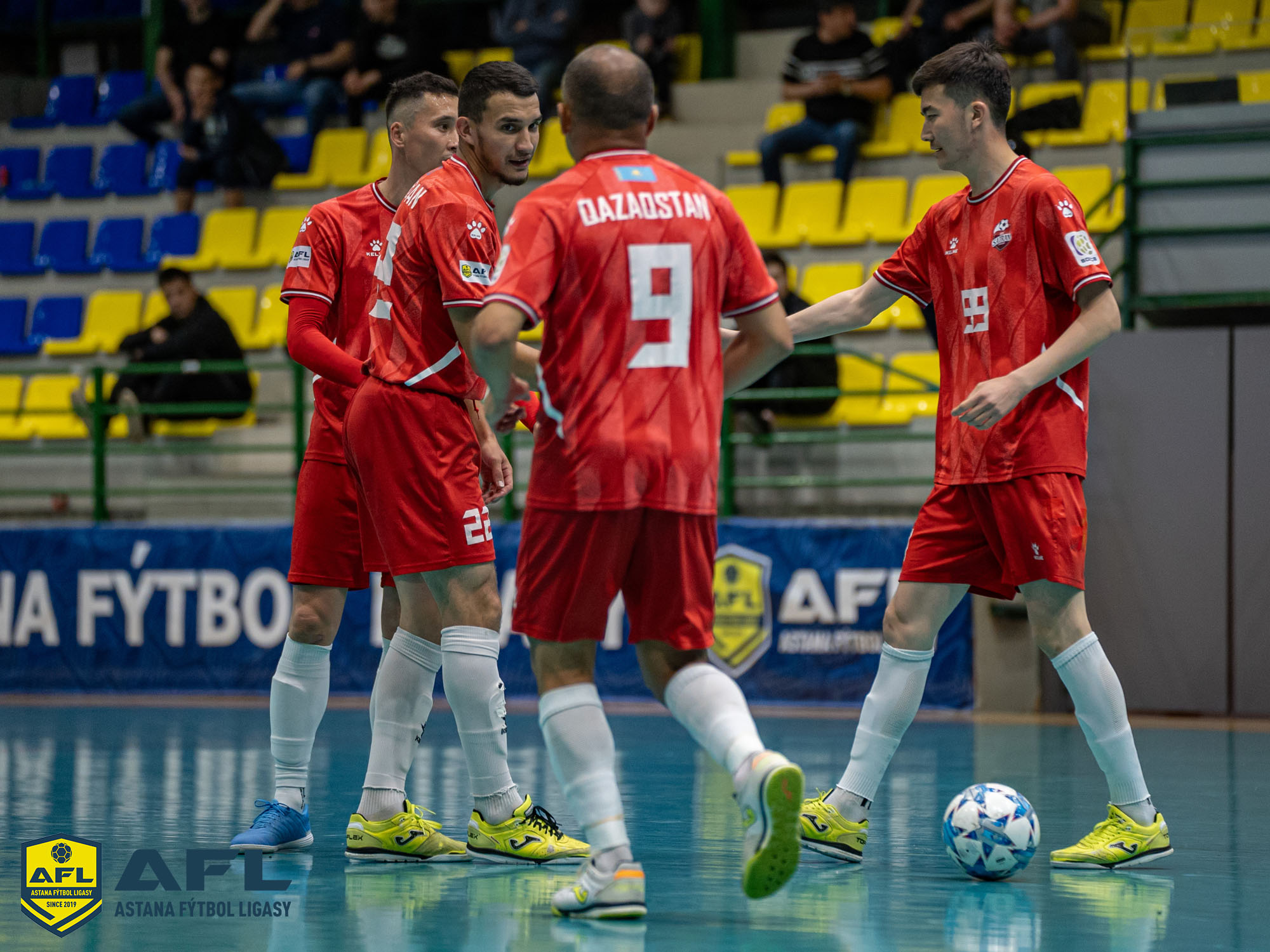 Қаражанбасмұнай (MFL) - Сайран (AFL) 2 : 8